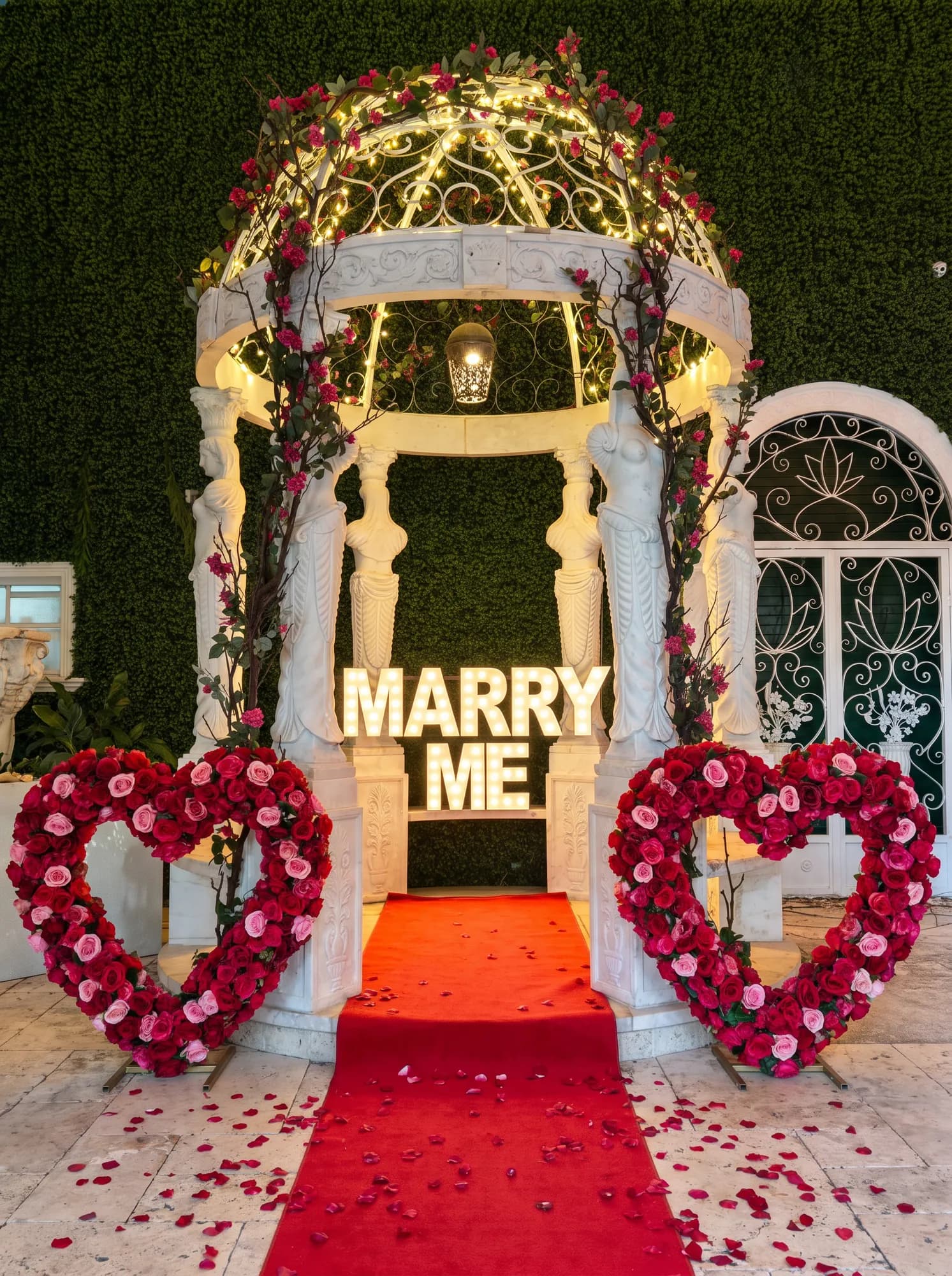 Proposal celebration at La Vie, photo 1